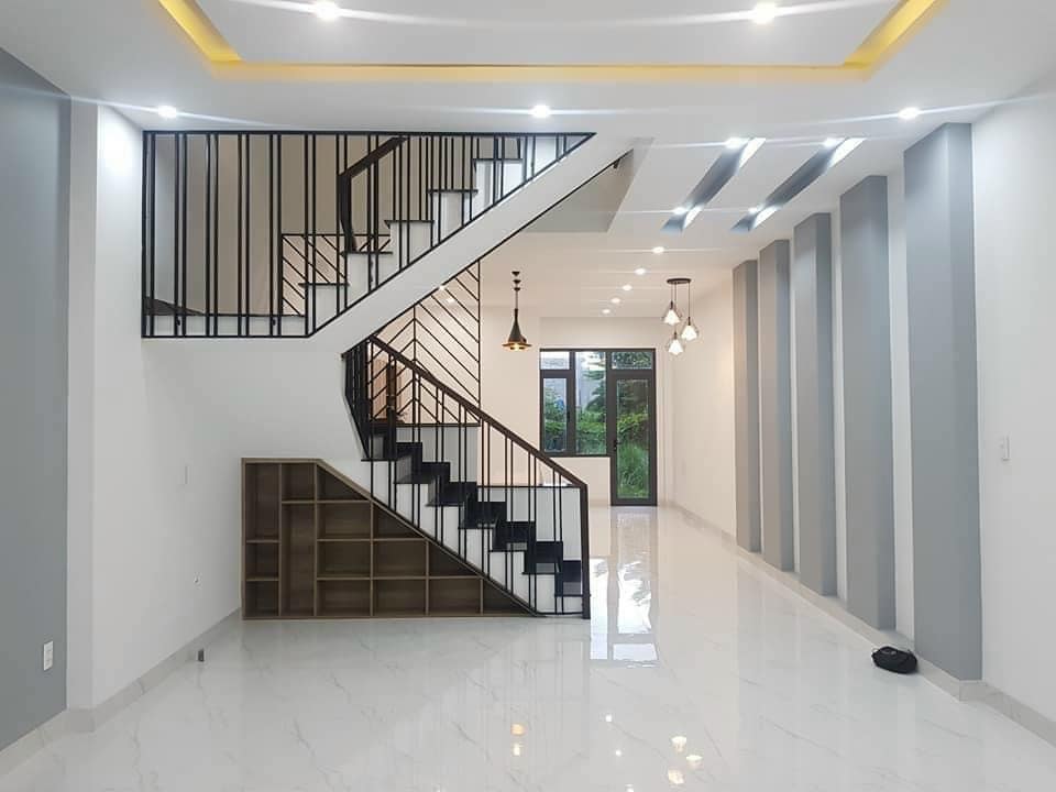 Cần tiền bán nhà 3 tầng Trần Kim Xuyến - Đà Nẵng