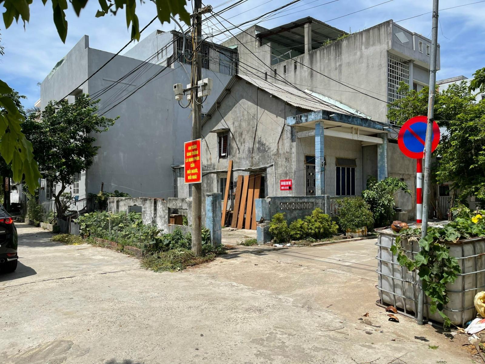 Bán đất đường Đa Mặn Đông 3, Khuê Mỹ, Ngũ Hành Sơn. DT: 90 m2. Giá: 4,8 tỷ