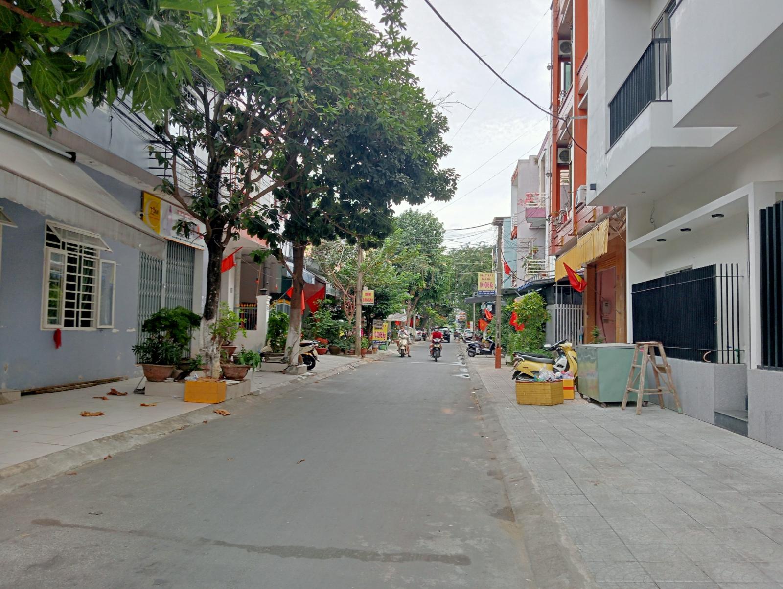 Bán nhà đường 7.5m Nguyễn Thi, Hải Châu. 80m2. Đang KD. 2 Lầu. 5..tỷ