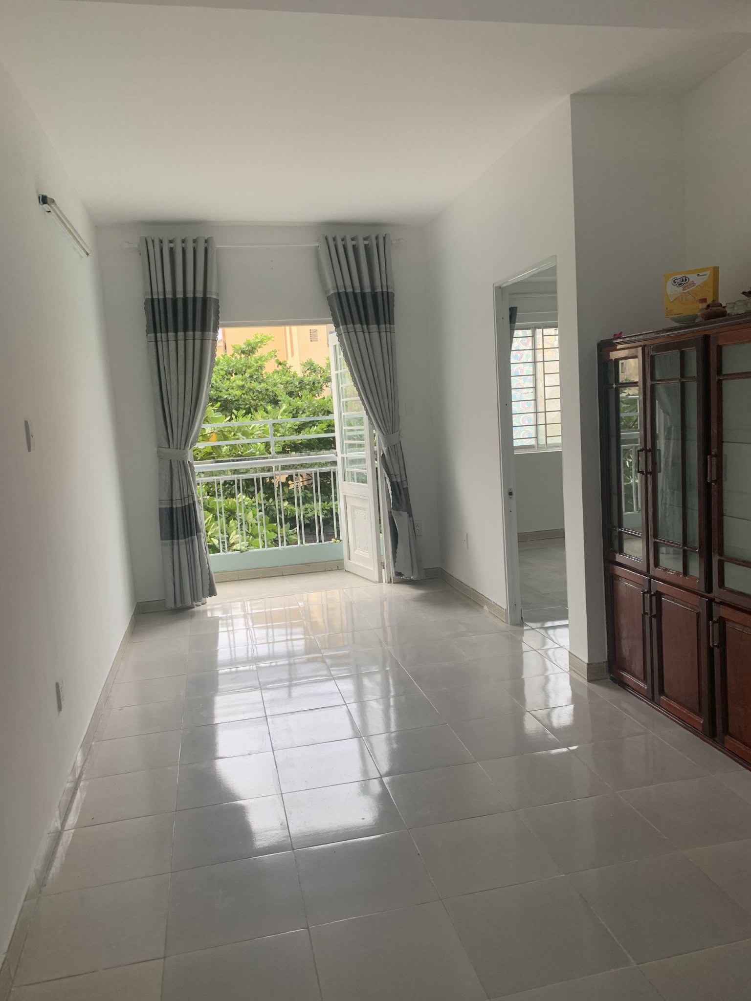 Cần bán chung cư VicoLand ( Tầng 3)  Địa chỉ : Vân Đồn _ Nại Hiên Đông _ Sơn Trà 