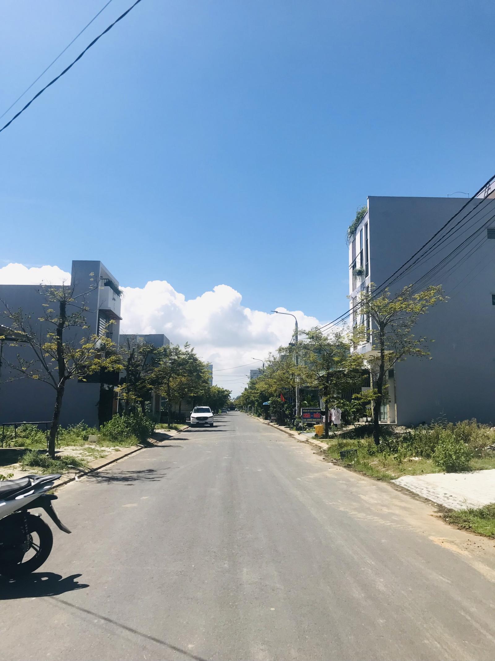 Bán đất đường Nguyễn Thị Cận, DT: 102m2 sạch đẹp