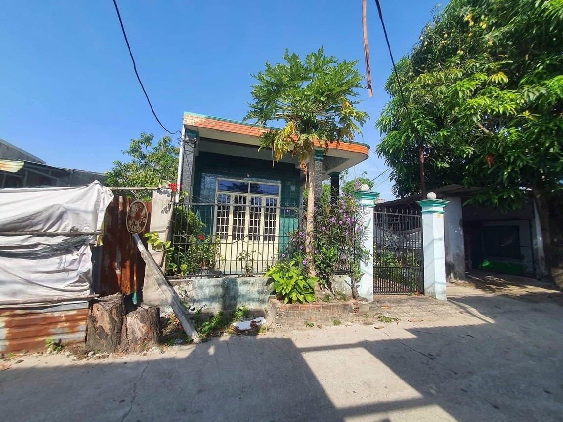 Bán nhà riêng tại Đường Nguyễn Lương Bằng, Phường Hòa Khánh Bắc, Liên Chiểu, Đà Nẵng diện tích 120m2  giá 2.3 Tỷ