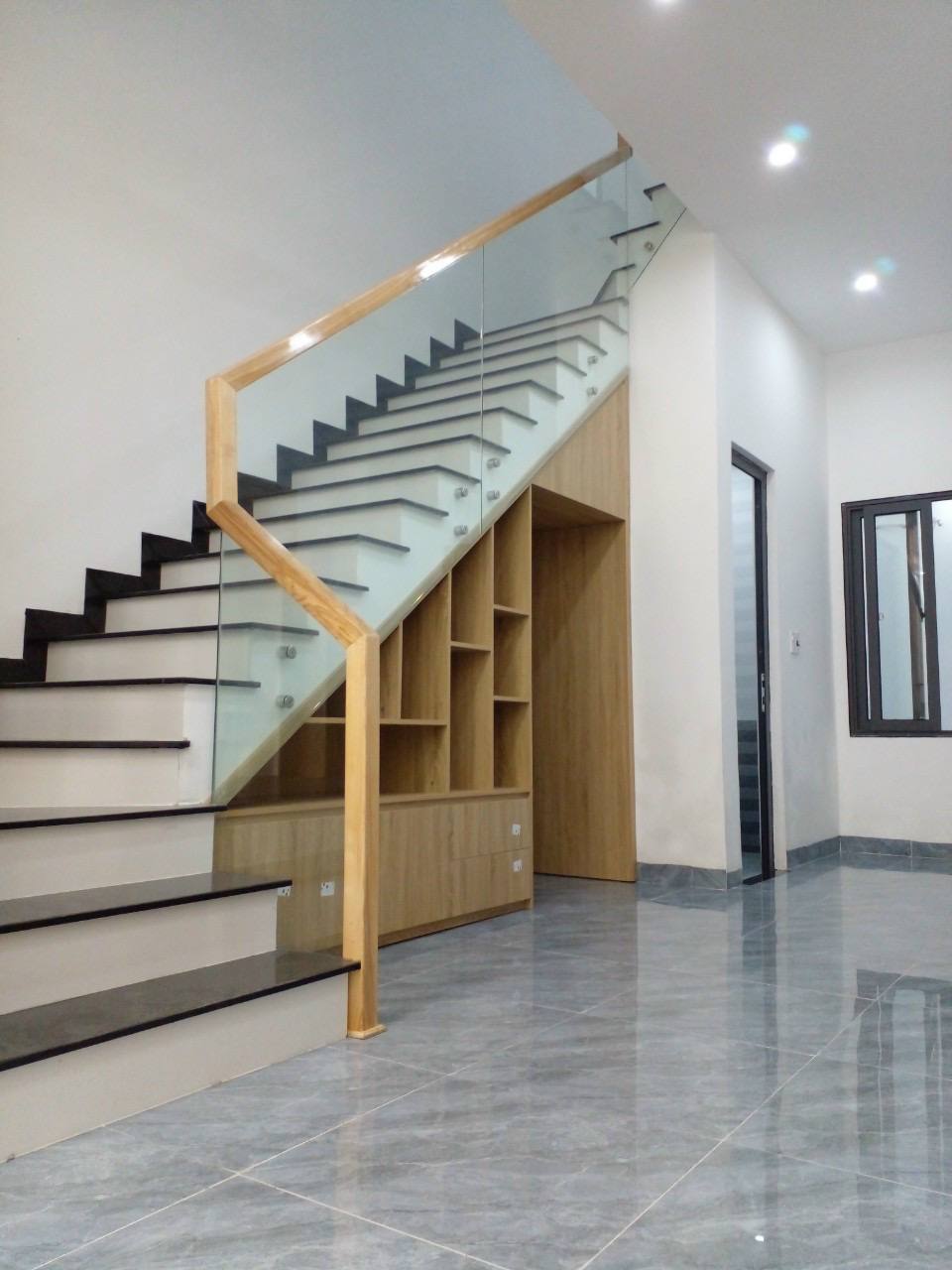 🏩 Nhà 3 tầng đường Nguyễn Huy Tự 76m2 mới đẹp bán gấp