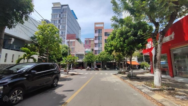 Bán nhà mặt phố tại Đường Hà Huy Giáp, Phường Hòa Cường Nam, Hải Châu, Đà Nẵng diện tích 84m2  giá 5.3 Tỷ