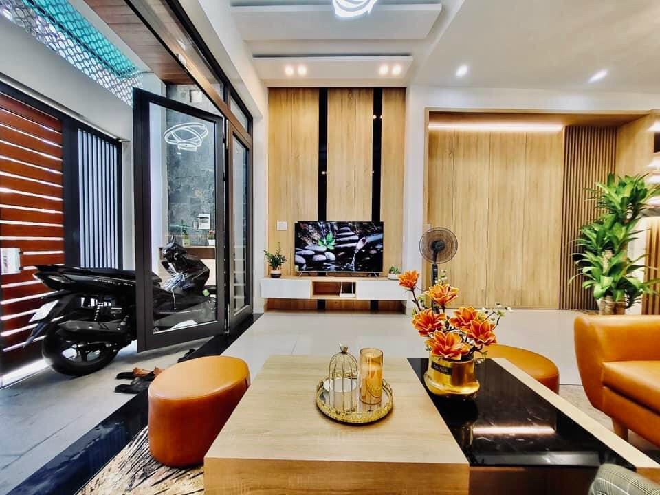 Bán nhà riêng tại Đường Nguyễn Hoàng, Phường Bình Hiên, Hải Châu, Đà Nẵng diện tích 60m2  giá 5.28 Tỷ