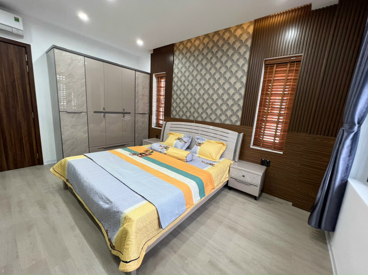 Bán nhà mặt tiền đường Nguyễn Phẩm, phường Hòa Cường Bắc,  quận Hải Châu.