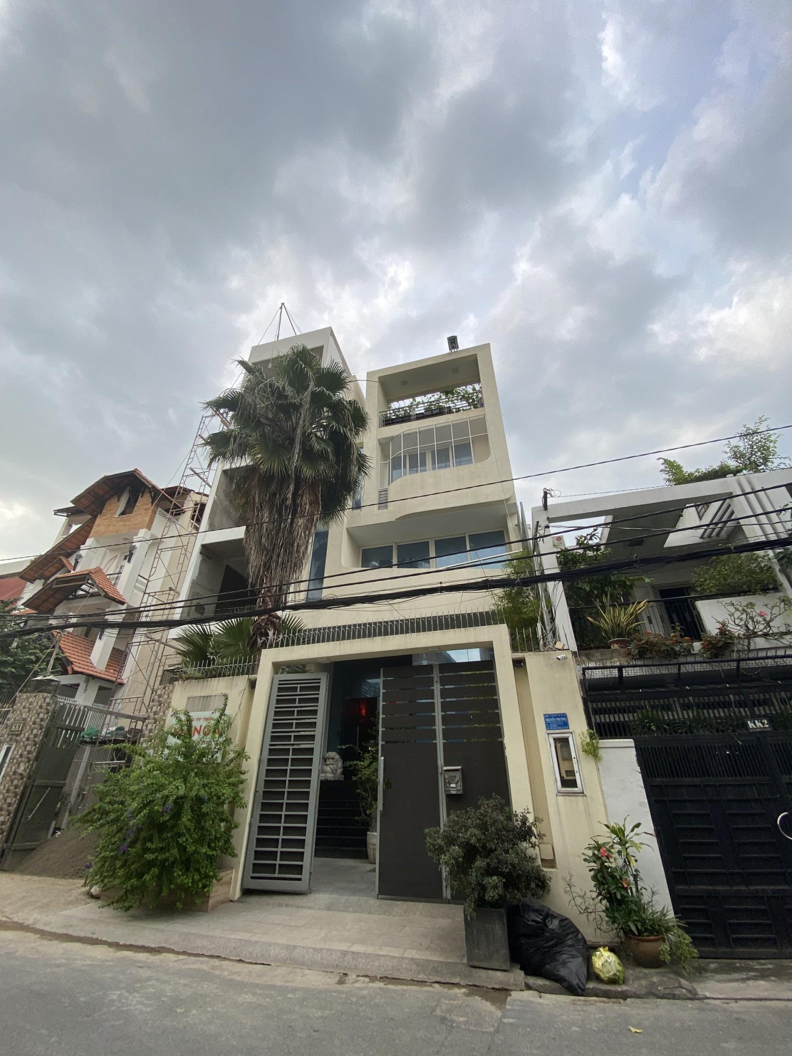 Bán Nhà 2 tầng cạnh đường Nguyễn Quốc Trị, Đà Nẵng 100m2 giá 5.7 tỷ 