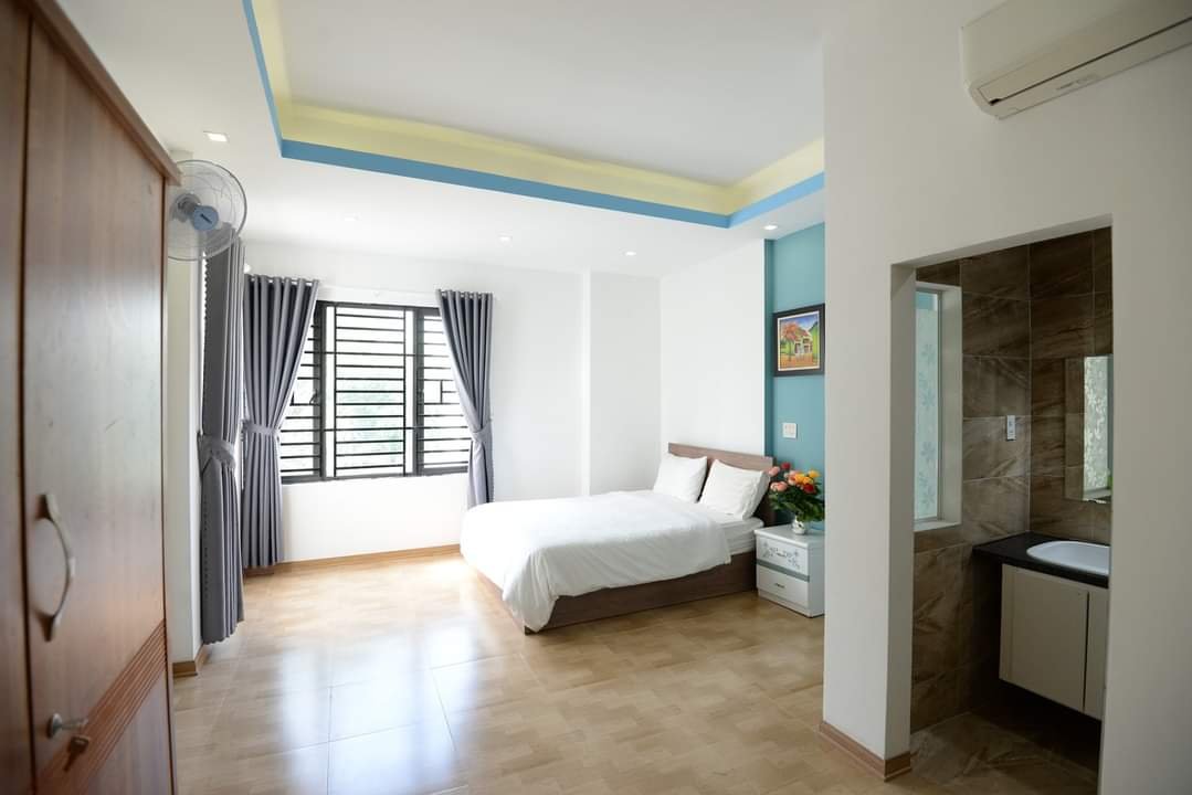 Cho thuê nhà đẹp kiểu villa mini 2 tầng khu Biển gần công viên Hồ Nghinh  - Sơn Trà - Đà Nẵng  