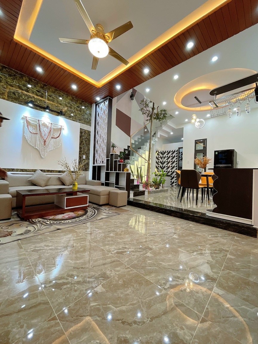 Chào bán căn nhà kiệt rộng 7m, bên hông MT đường HOÀNG THỊ LOAN, P.Hoà Minh ,Q.Liên Chiểu 