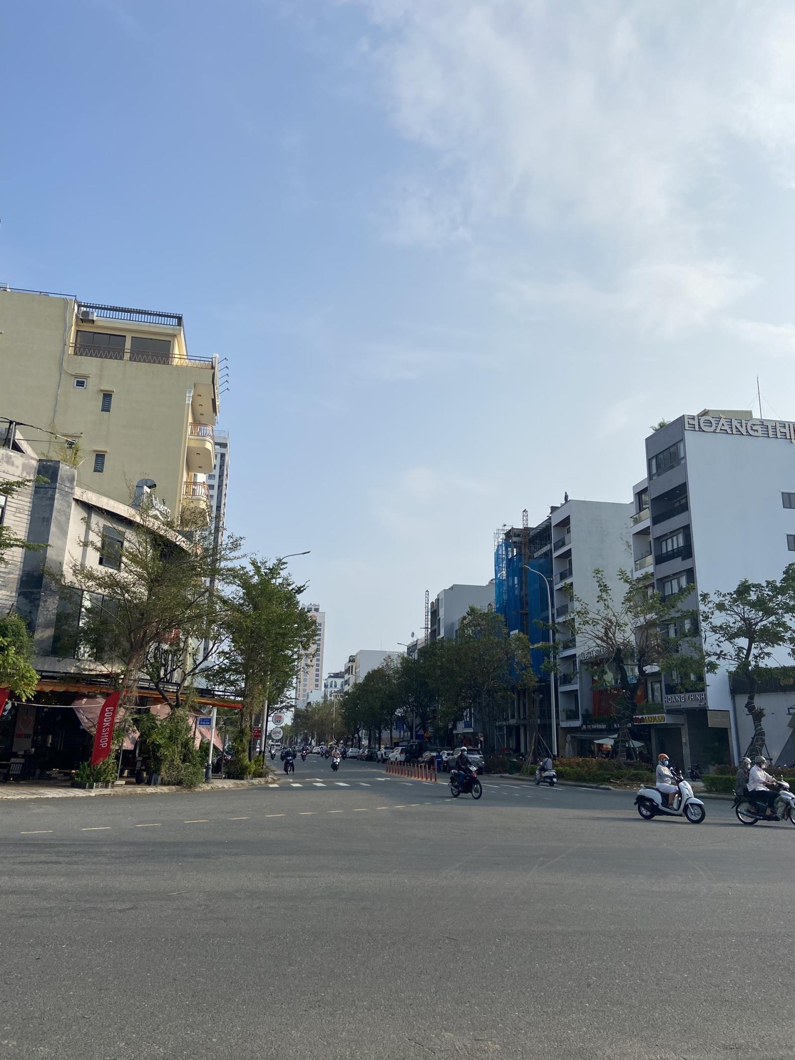 Bán cặp đất sát Trần Hưng Đạo ngang 9m, gần Monarrchy, Sơn Trà, Đà Nẵng