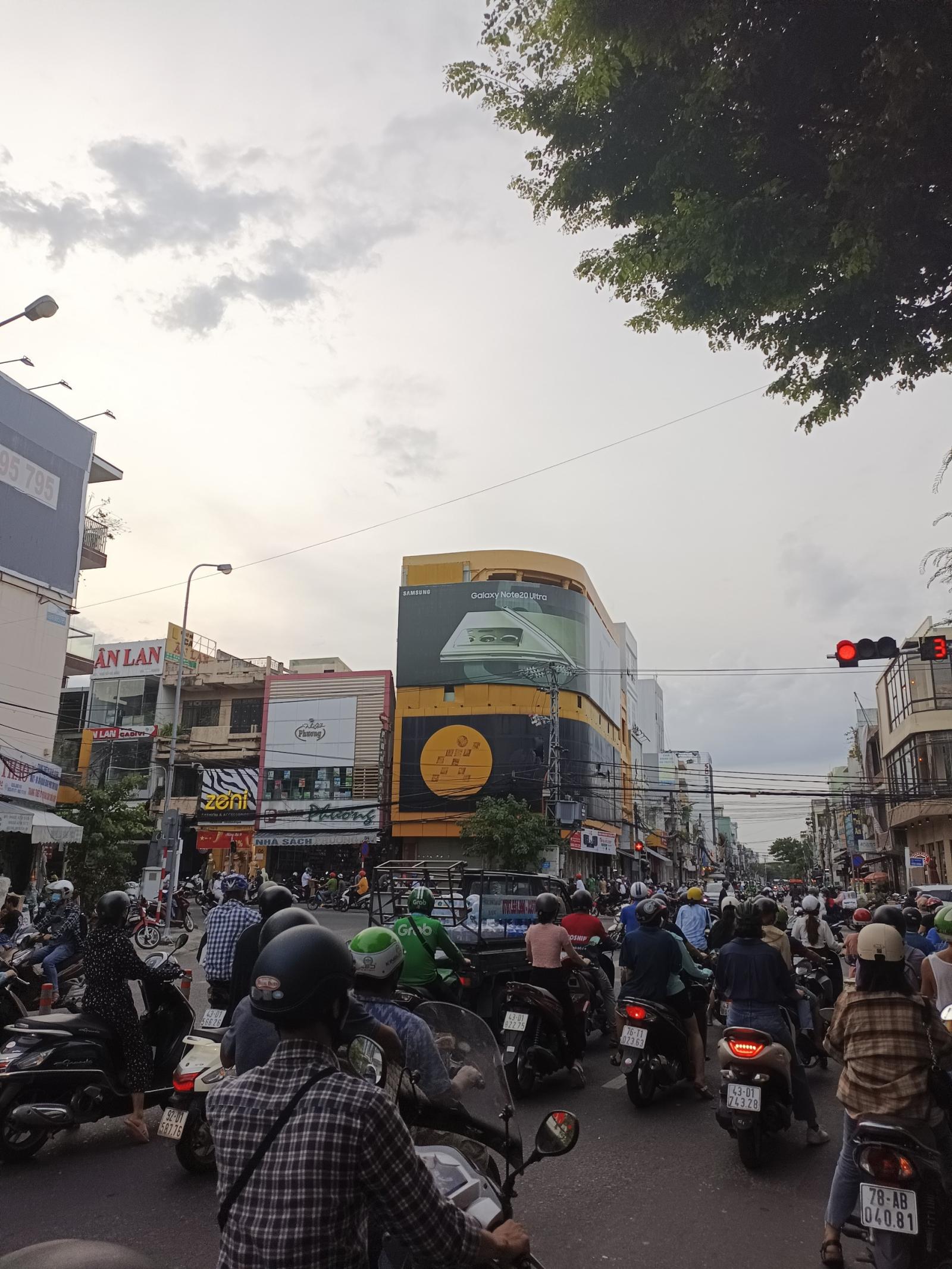 Bán lô đất mặt tiền đường Lê Đại Hành, Cẩm Lệ, vị trí kinh doanh sầm uất - 110m2 - 7.5 tỷ