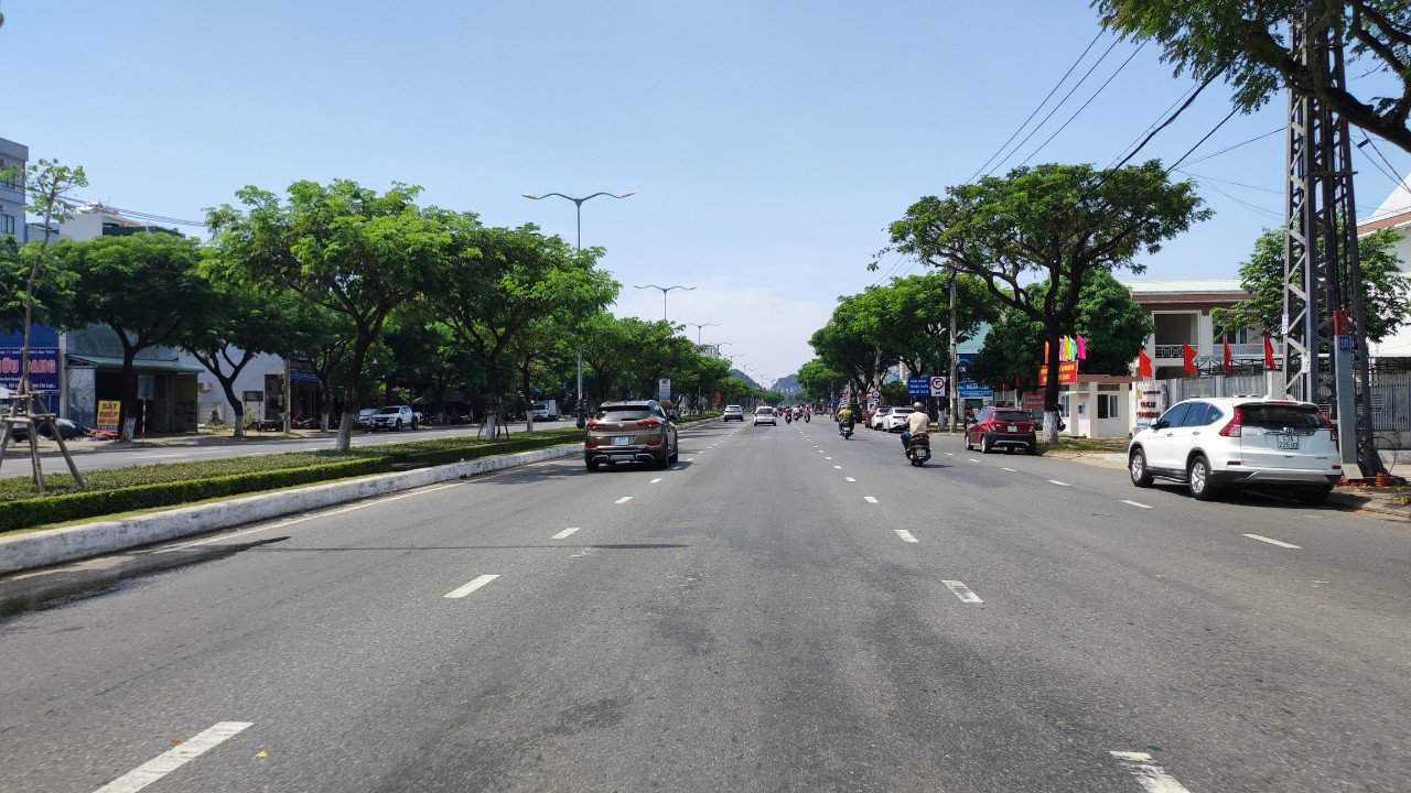 Bán lô đất đẹp kiệt ô tô đường Lê Văn Hiến, giá 2,3 tỷ, liền kề Nam Viét Á, Khuê Mỹ, Ngũ Hành Sơn