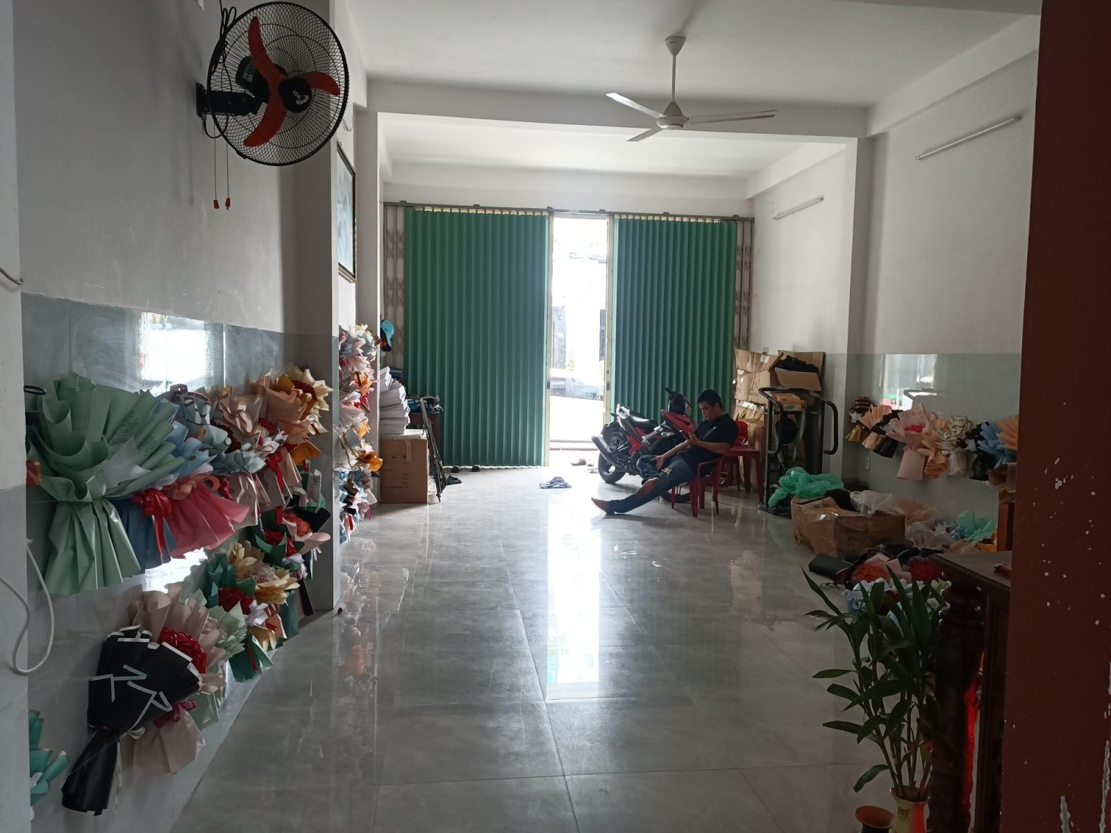 Bán gấp nhà đường Nguyễn Công Hoan 108m2 Kinh doanh Chỉ 3 Tỷ