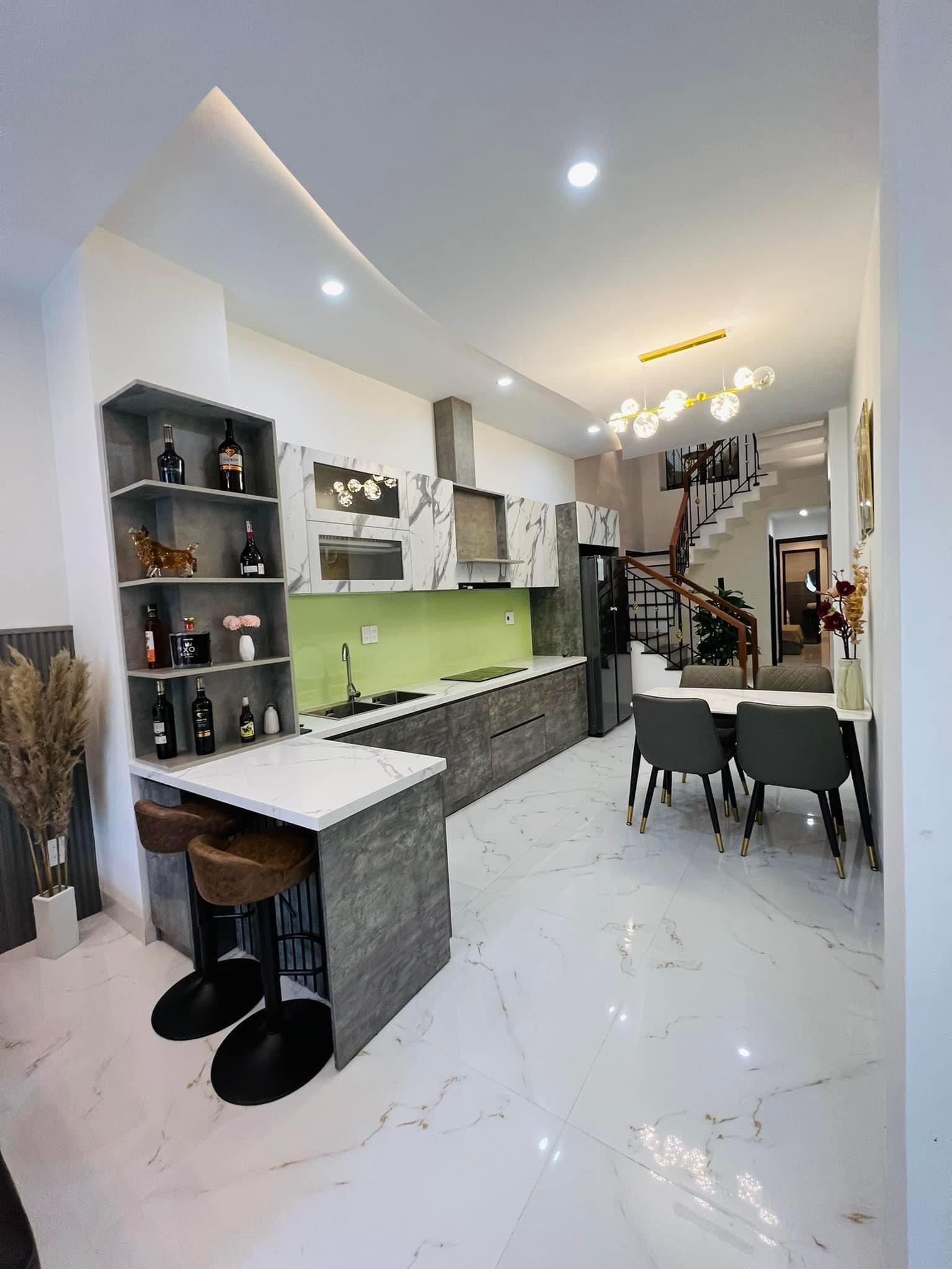 🔥NHÀ 3 TẦNG SIÊU ĐẸP LÊ VĂN HƯU. DT 100M2. ĐƯỜNG 10.5M. 7 TỶ. ĐÀ NẴNG. 0935576958