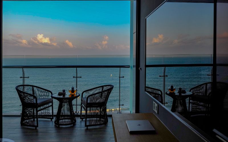Chuyển nhượng gấp Khách Sạn Sel De Mer chuẩn 5 Sao Già 950 Tỷ