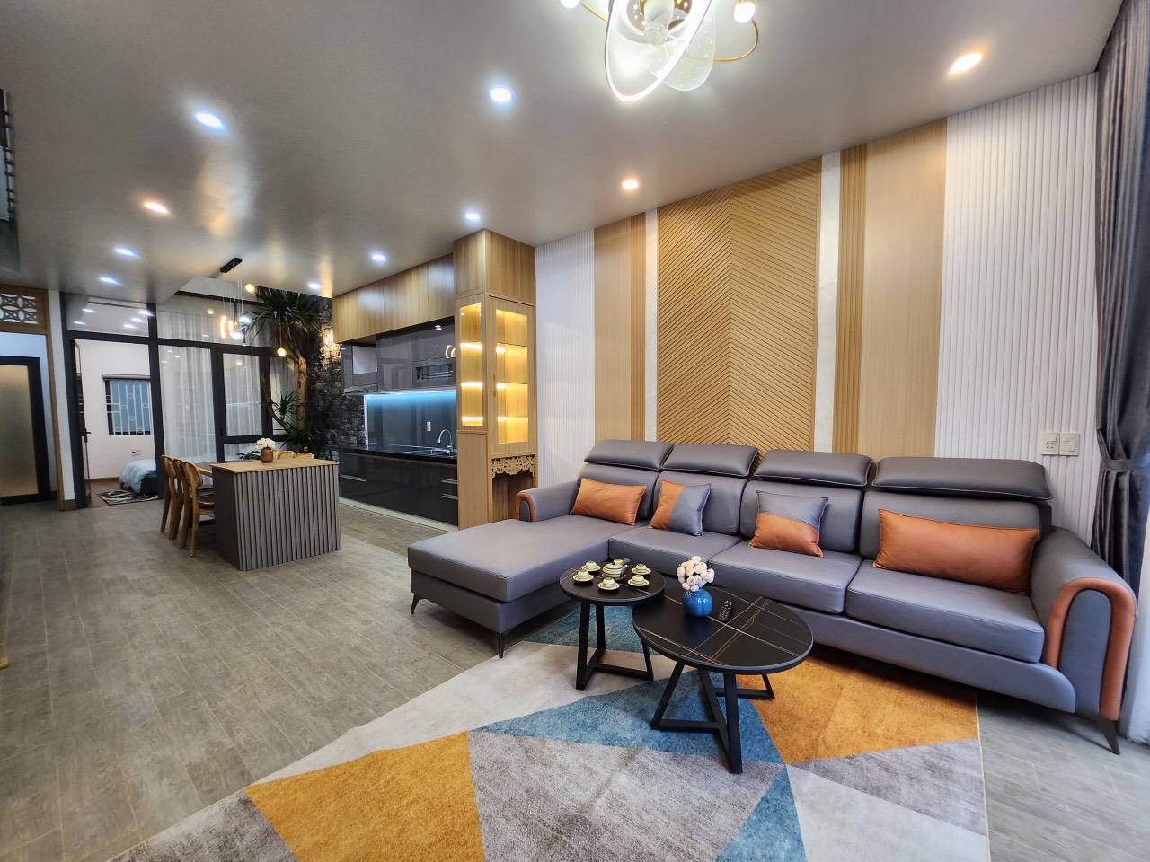 💎Bán nhà 3 tầng Full Nội Thất MT đường Trần Quý Khoách,P Hòa Minh,Quận Liên Chiểu.Đà Nẵng