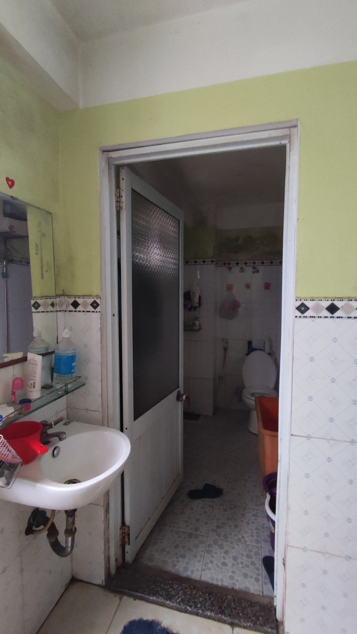 Bán đất tặng nhà gác lửng đúc kiên cố  đường Nguyễn Thị Ba, Nại Hiên Đông, Sơn Trà