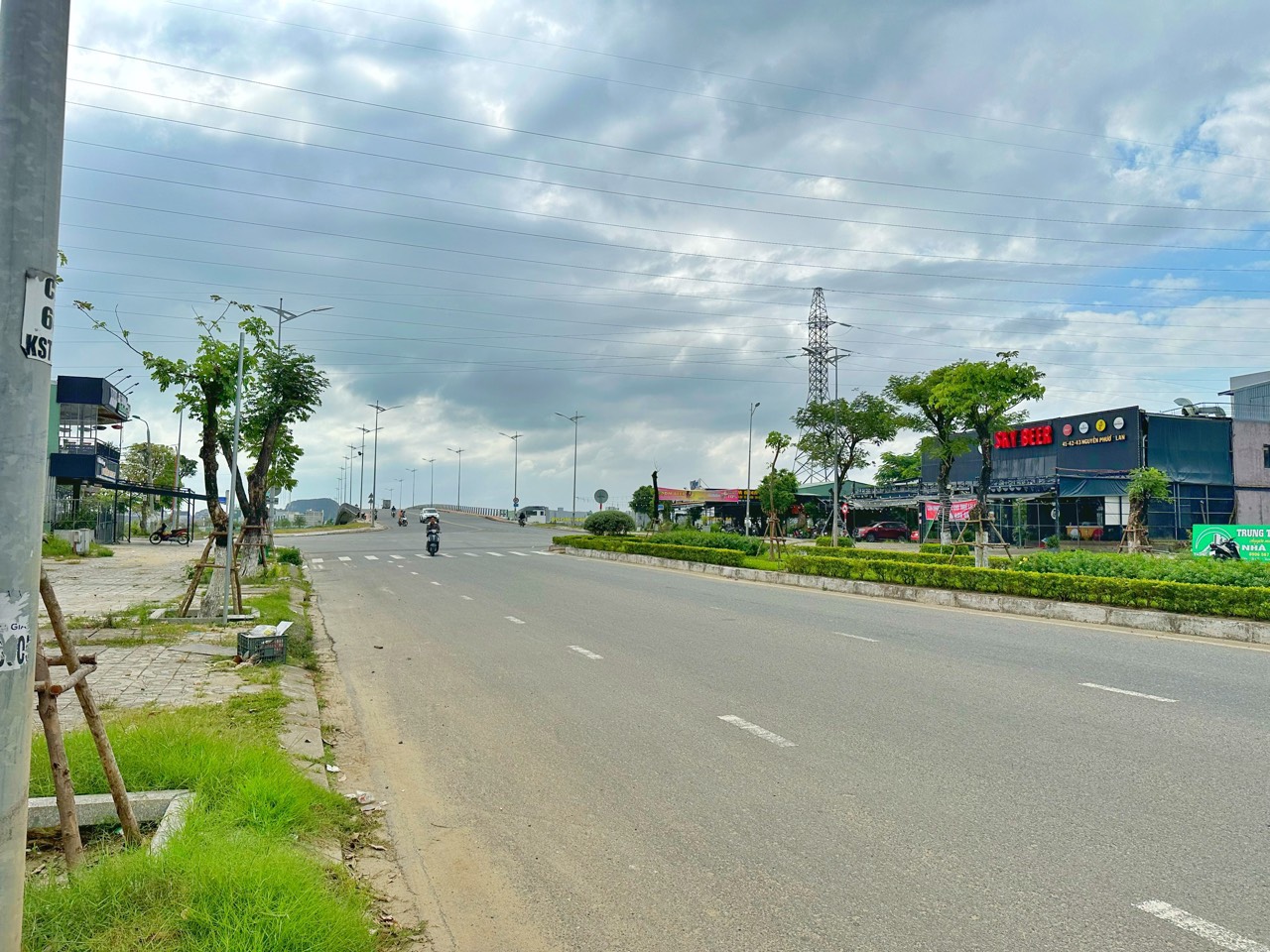 Bán lô MT Nguyễn Phước Lan, gần cầu Trung Lương Hoà Xuân.