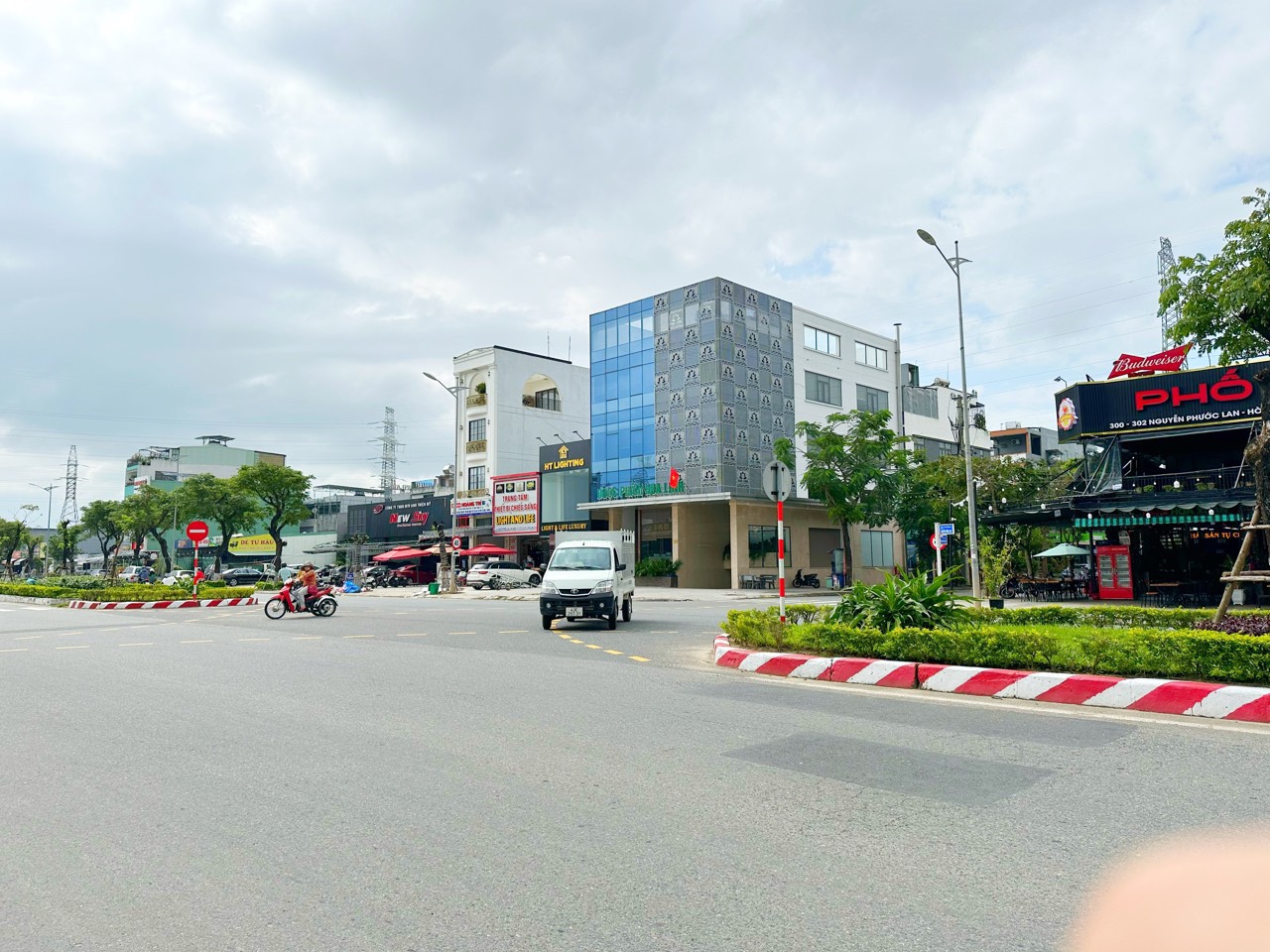 Bán lô MT Nguyễn Phước Lan, gần cầu Trung Lương Hoà Xuân.