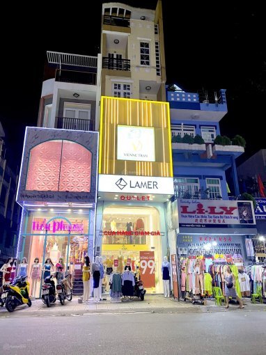 Bán nhà 6 tầng đường Hoàng Diệu, phường Nam Dương, quận Hải Châu giá 15 tỷ có TL 