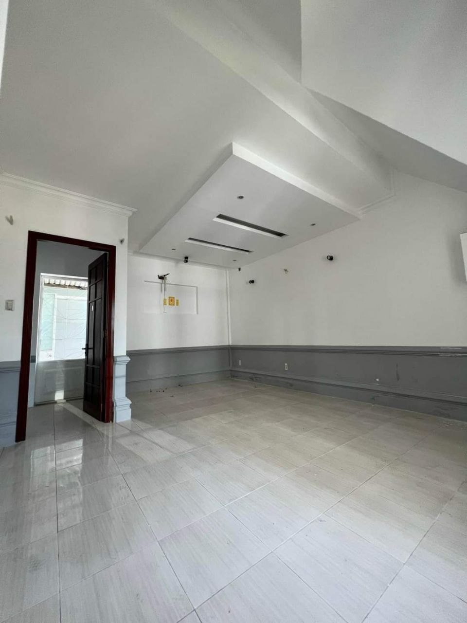 Bán gấp nhà 3 tầng x 110m2 Đường Lê Văn Hưu, Phường Mỹ An,Ngũ Hành Sơn,Đà Nẵng_8.3Tỉ