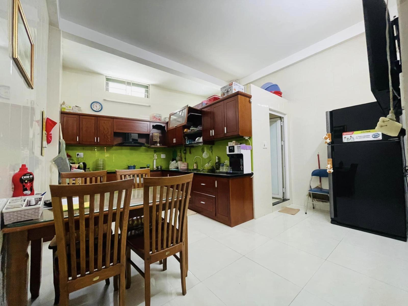 Bán nhà mặt phố Chu Mạnh Trinh , Quận Cẩm Lệ, Đà Nẵng. 75m, 2 tầng. Giá 4.95 Tỷ