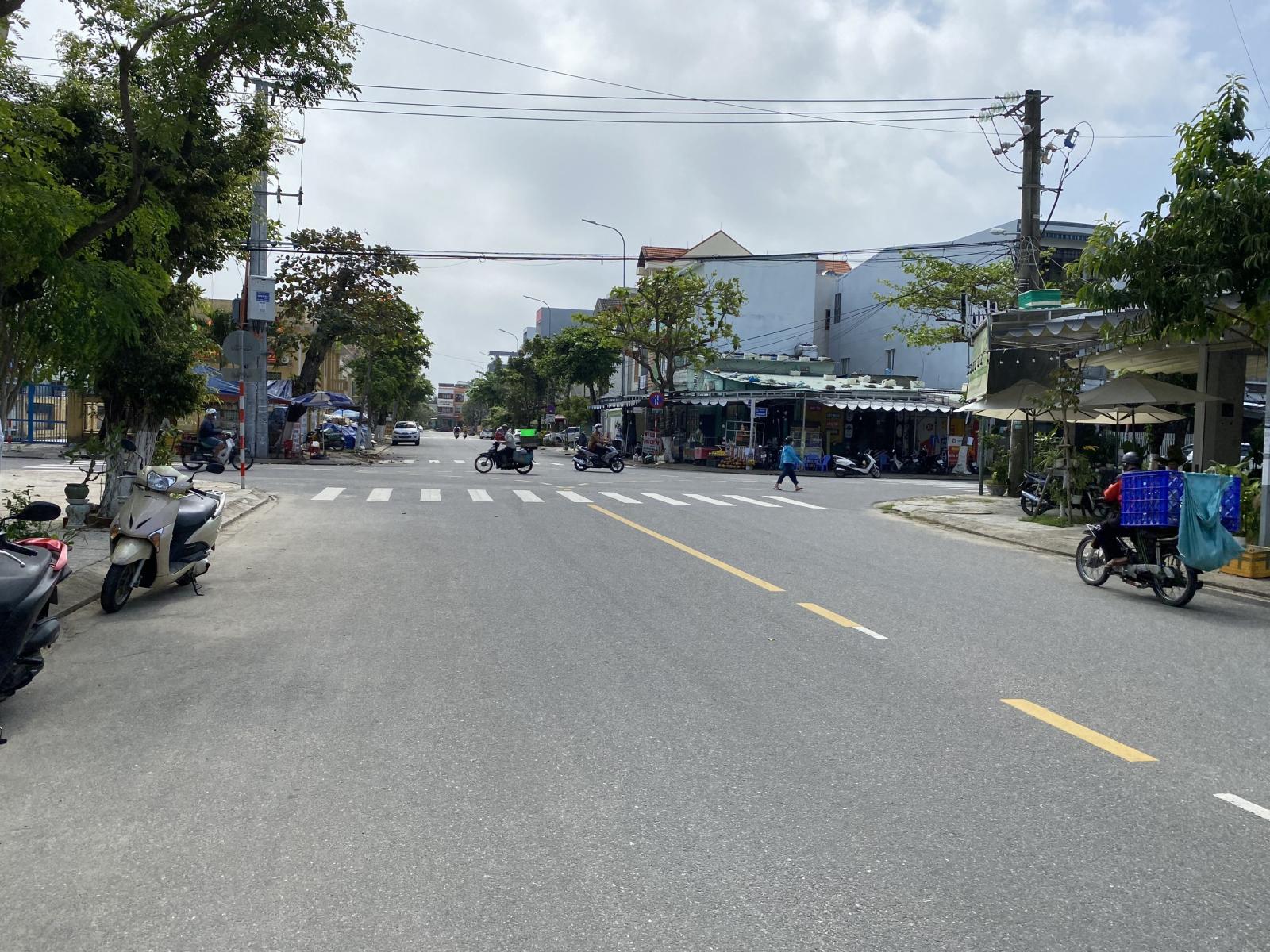 Bán nhà MT đường 10m5 Dương Thị Xuân Quý, gần Chợ Bắc Mỹ An, 5ty9