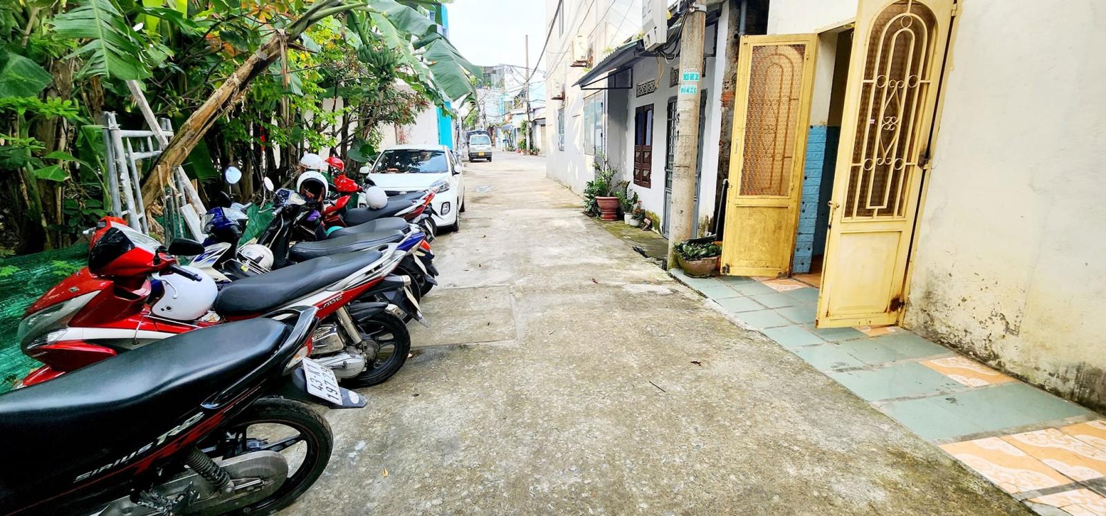 Nhà 2 mặt kiệt 6m Nguyễn Nhàn, Ô tô đậu, 40m ra MT, 112m2, 2.x tỷ