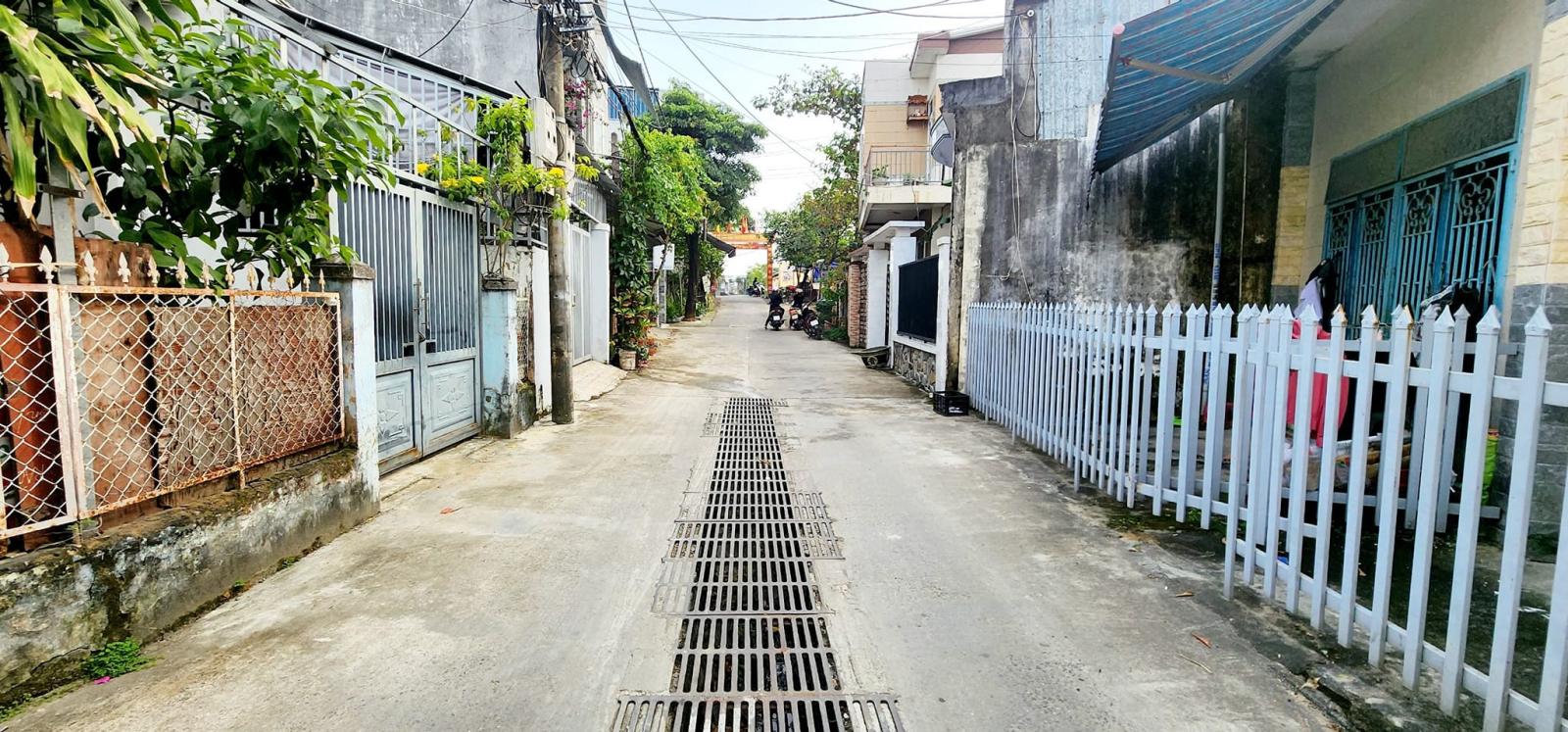 Nhà 2 mặt kiệt 6m Nguyễn Nhàn, Ô tô đậu, 40m ra MT, 112m2, 2.x tỷ