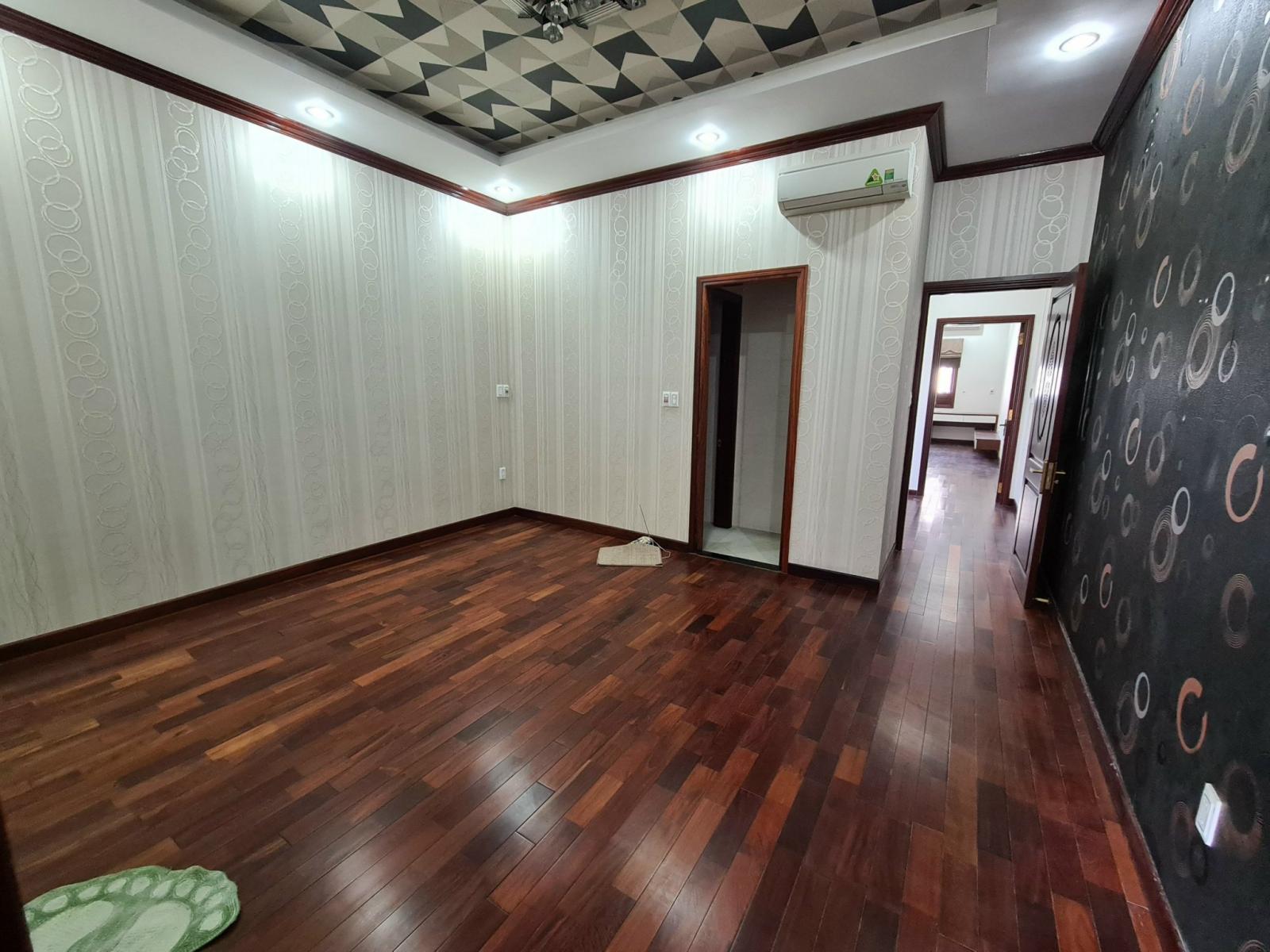 Bán nhà 3 tầng mặt tiền 10.5 Dương Khuê. Săt cầu trần thị lý. Đà Nẵng