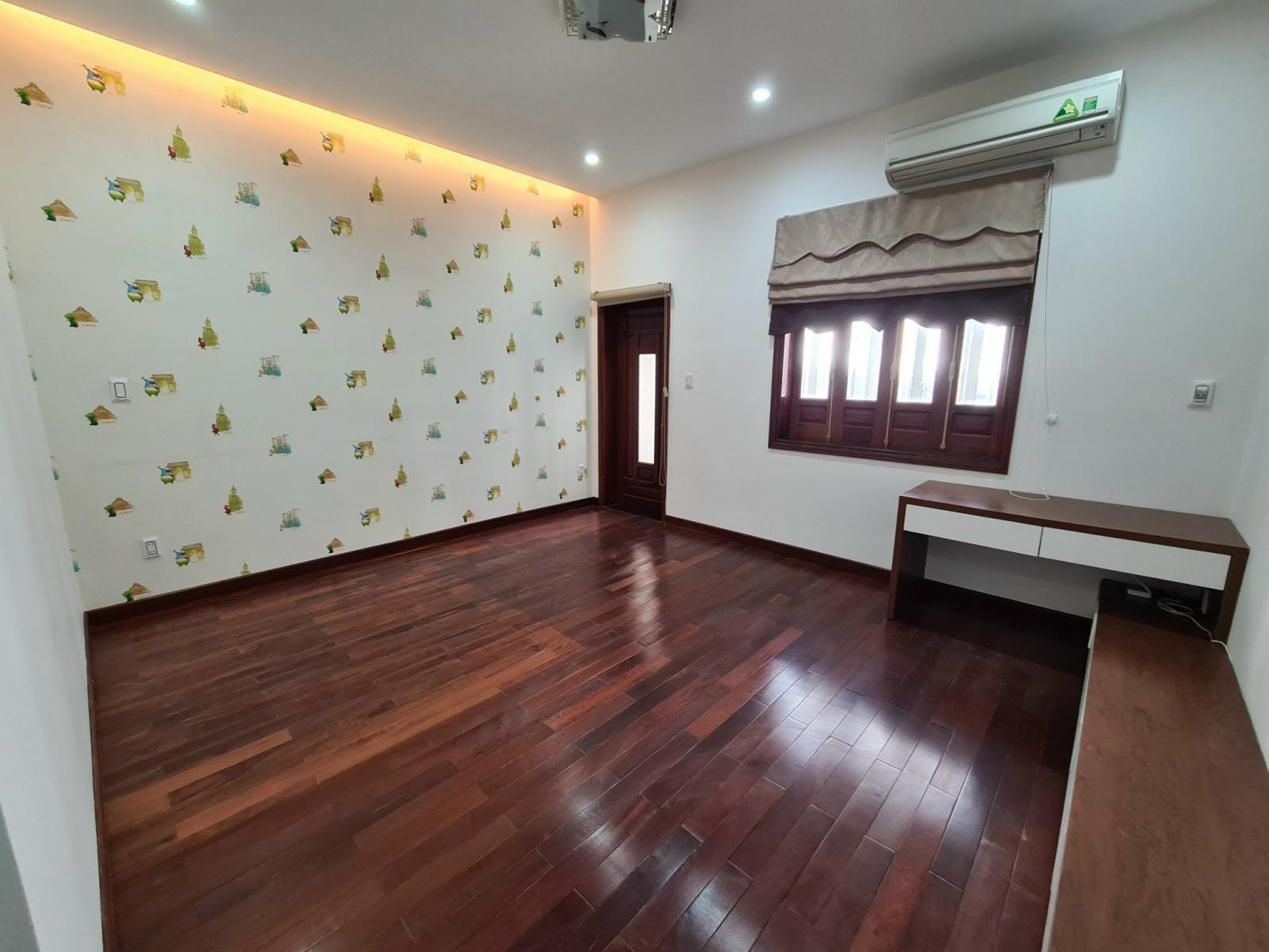 Bán nhà 3 tầng mặt tiền 10.5 Dương Khuê. Săt cầu trần thị lý. Đà Nẵng