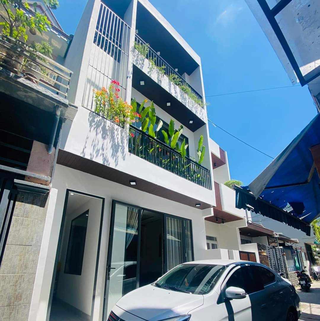 Nhà đẹp Thái Thị Bôi, Thanh Khê, ô tô vào tận nhà, chỉ 3 tỷ x trung bình