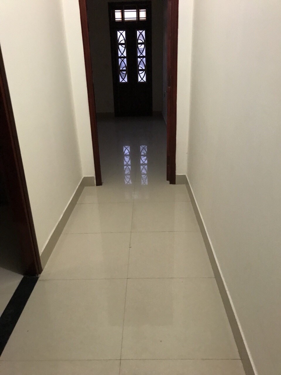 Bán nhà 3 tầng mặt tiền đường K20 Ngũ Hành Sơn Đà Nẵng -140m2(5.4*26)-Chỉ: 6.9 tỷ-0901127005.