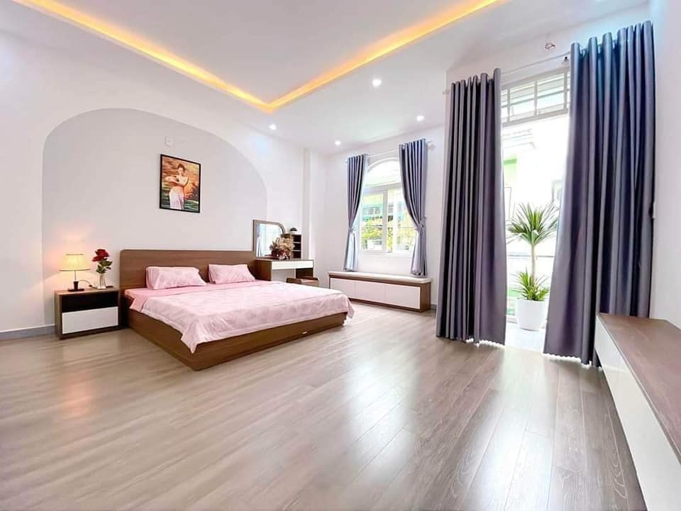 Bán nhà 3 tầng kiệt ô tô 3.5m Ông Ích Khiêm.Quận Hải Châu