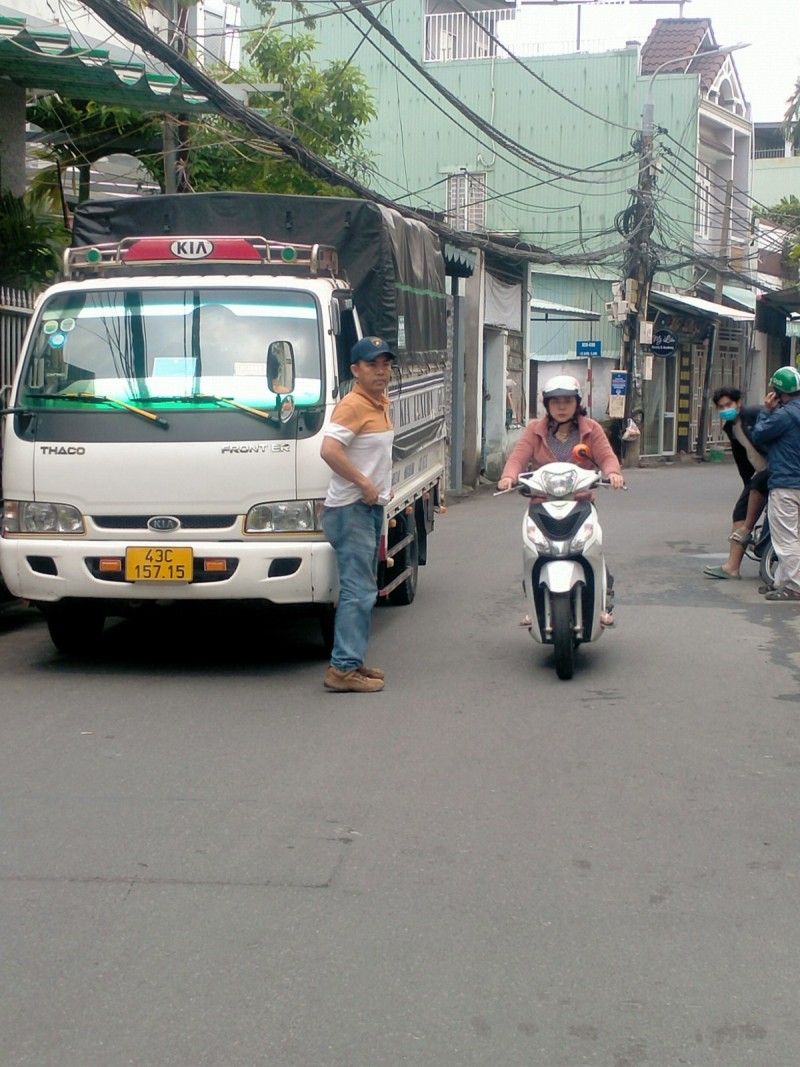 .Nhà Cù Chính Lan 92m2 Ô tô đến cửa, 2 tầng ở và 4 phòng cho thuê riêng biệt