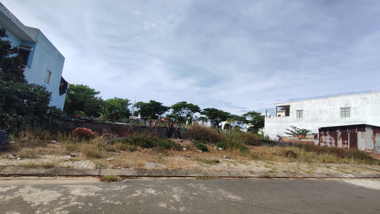 Bán đất biển Tân Trà đường Cao Sơn 8, Hoà Hải, Ngũ Hành Sơn, giá rẻ chỉ 26 triệu / m2