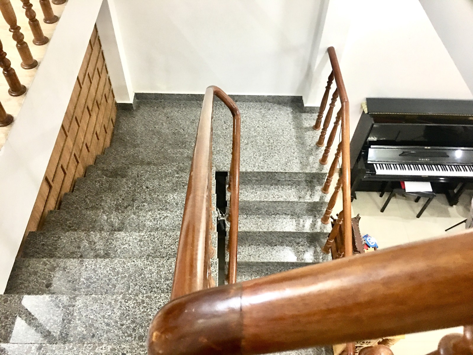 Bán nhà 2 tầng mặt tiền, gần Lê Đại Hành & Nguyên Phước Tần,  Hòa Thọ Đông, Cẩm Lệ, Đà Nẵng. Diện tích 110m2. Giá 3.9 tỷ.