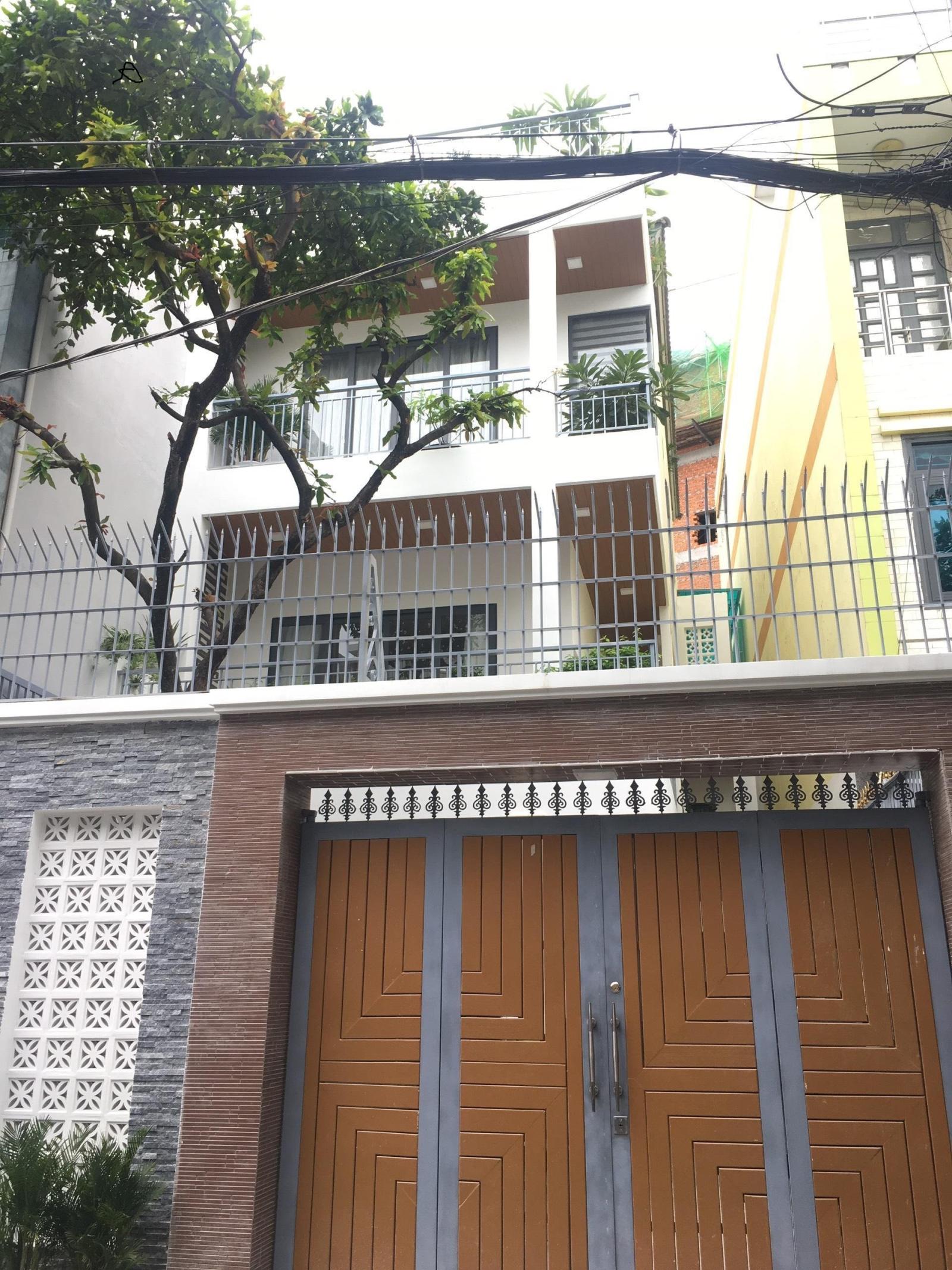 - Bán nhà 3 tầng mới đường Bùi Kỷ, Khuê Trung, Cẩm Lệ. 95m2- Giá 5.7Tỷ