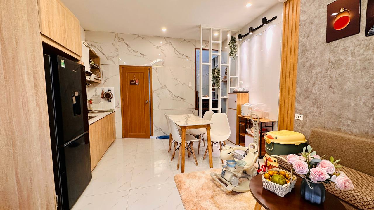 Bán nhà 2 tầng xinh xắn K18 Ông Ích Khiêm, Hải Châu, Giá Rẻ