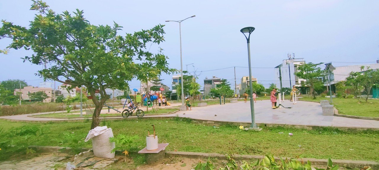 Nhà 2 mê gần Nguyễn Duy Trinh, Rẻ số 1 gần Biển Non Nước, Ngũ Hành Sơn