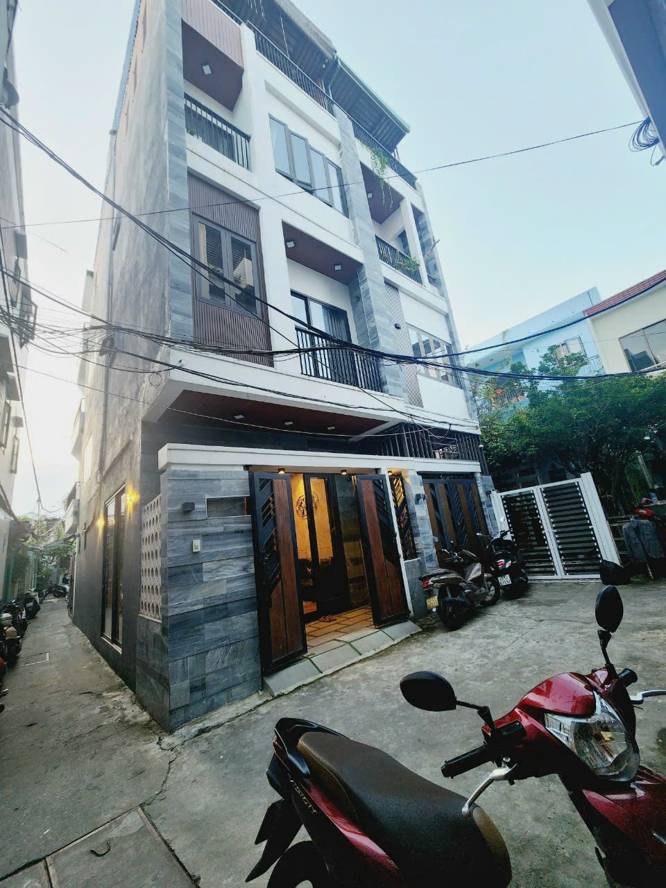 💥Bán nhà 4 tầng 2 mặt kiệt K408 Hoàng Diệu - Hải Châu - Đà Nẵng