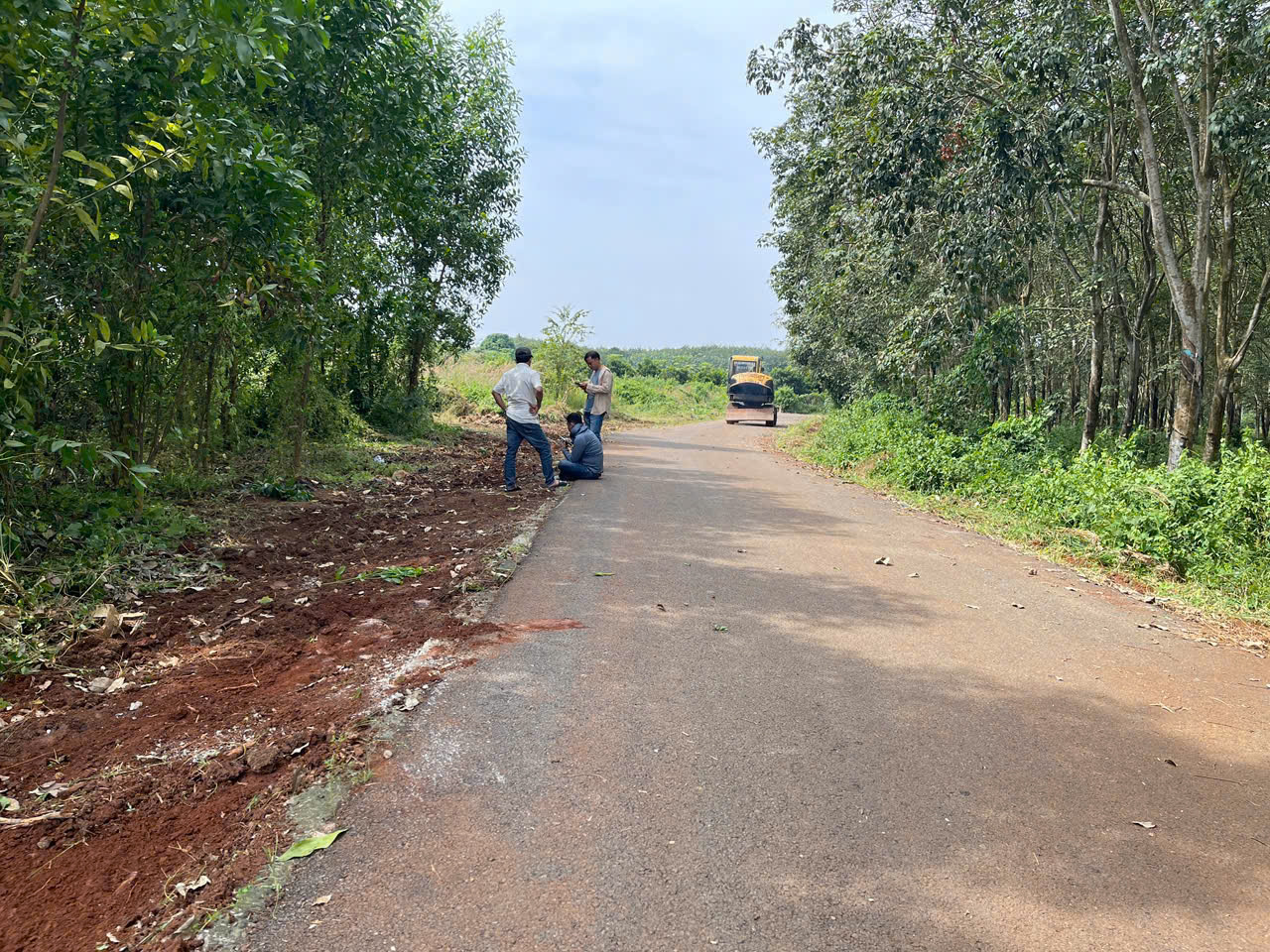 BÁN 7691.5 M² ĐẤT XÃ LONG TÂN, ĐẤT ĐỎ GIÁ 3 TỶ / SÀO. LH:0938677702.