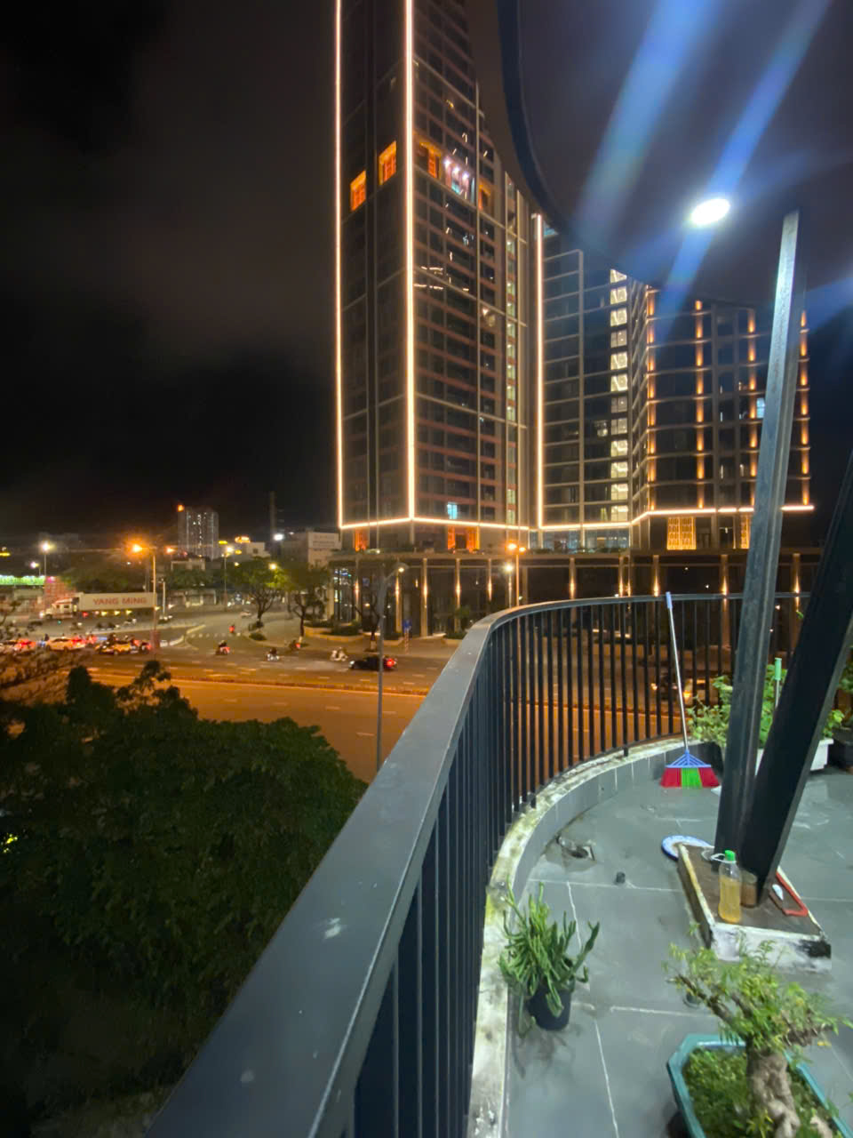 NHÀ ĐEP 4 TẦNG SIÊU VỊ TRÍ GIÁ TỐT CHO KHÁCH Ở,TIỆN KINH DOANH