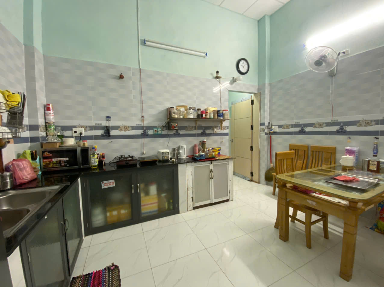 CẦN BÁN NHÀ C4 MT BÌNH MINH 1 SÁT CÔNG VIÊN APEC