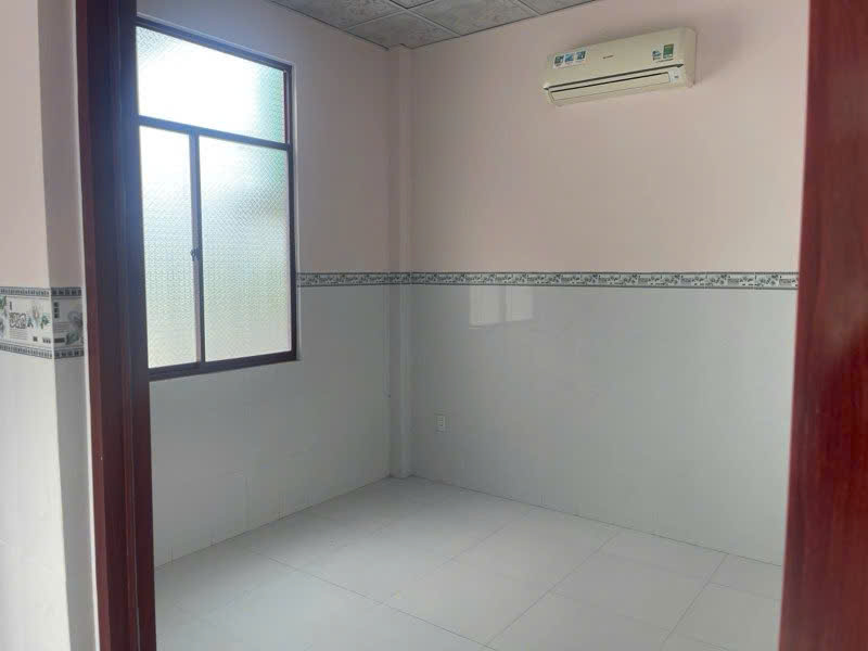 Chính Chủ Gấp Bán - Nhà Mặt Tiền Tỉnh Lộ 6m - Vị Trí Đắt Địa Thuận Tiện Kinh Doanh - 2 tỷ 4. Lh:0969933159