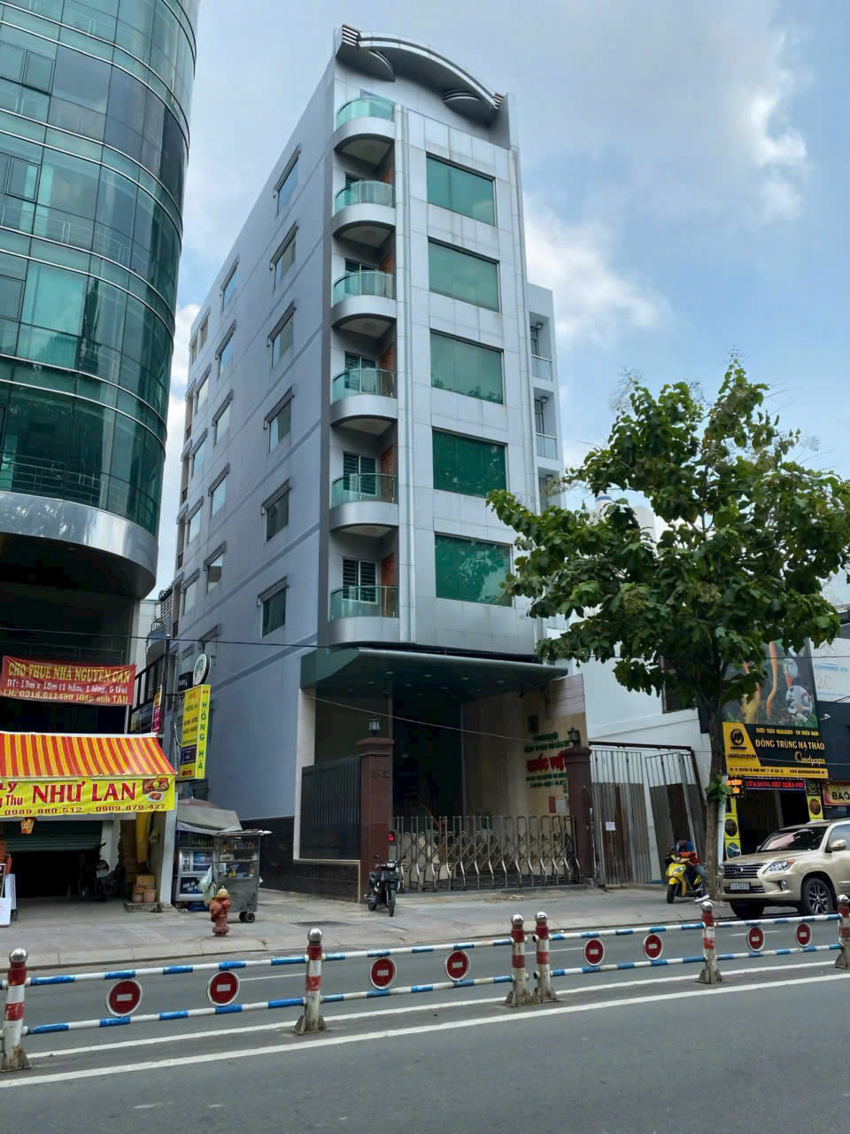 Bán gấp Motel MT đường Nguyễn Tri Phương- Đối diện công viên 29/3.