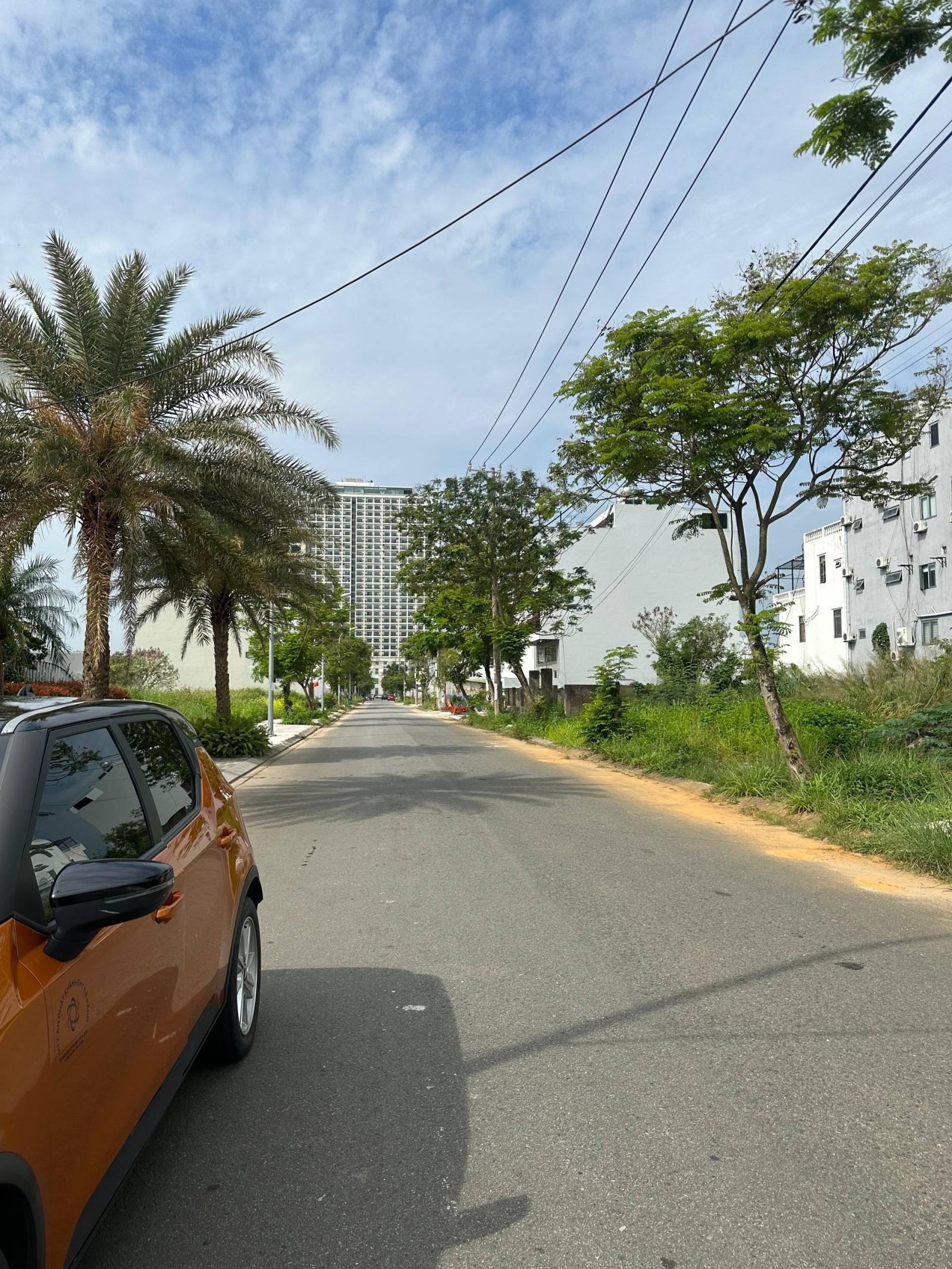 Bán đất biệt thự 180m2 Mặt tiền Trần Sâm, (7m5) gần khách sạn Golden Bay, Nại Hiên Đông, Sơn Trà 15 tỷ