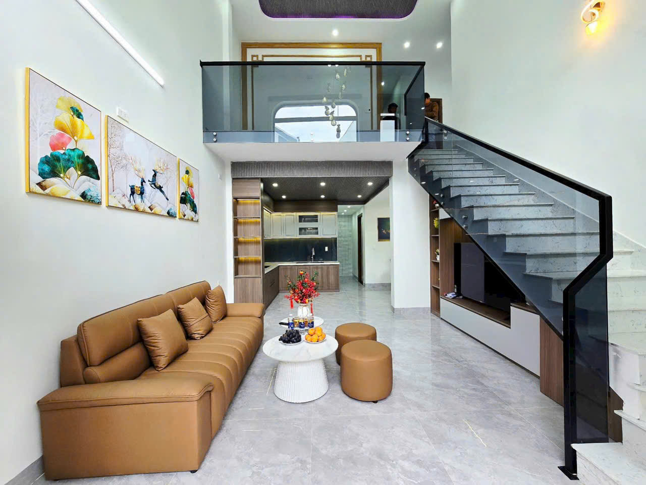 Bán toà nhà thương mại 5 tầng đường Lý Tự Trọng,gần Đống Đa, Hải Châu. DT 287m2