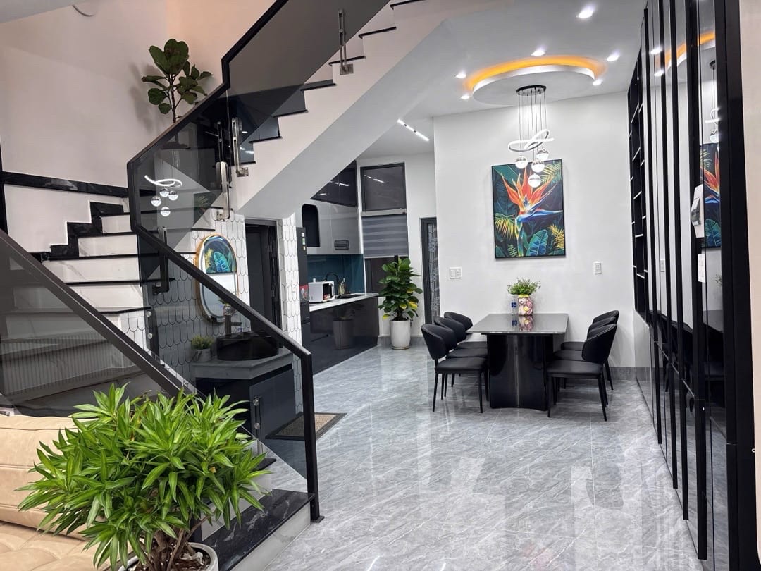 🏡HÀNG NÓNG ĐƯỜNG HUY CẬN - TRỤC ĐƯỜNG XẦM UẤT -  BÊN CẠNH LÀNG ĐẠI HỌC - NGANG 5M