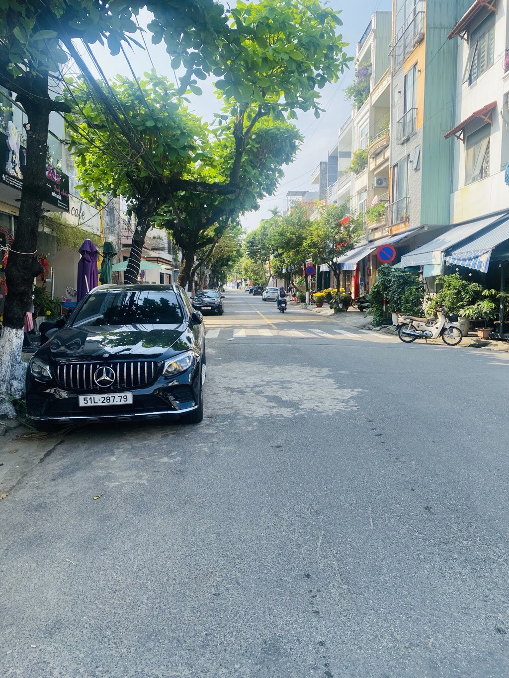 Bán nhà đường Trương Chí Cương ô tô đậu trước nhà - 6,8 Tỷ giá này không có cái thứ 2